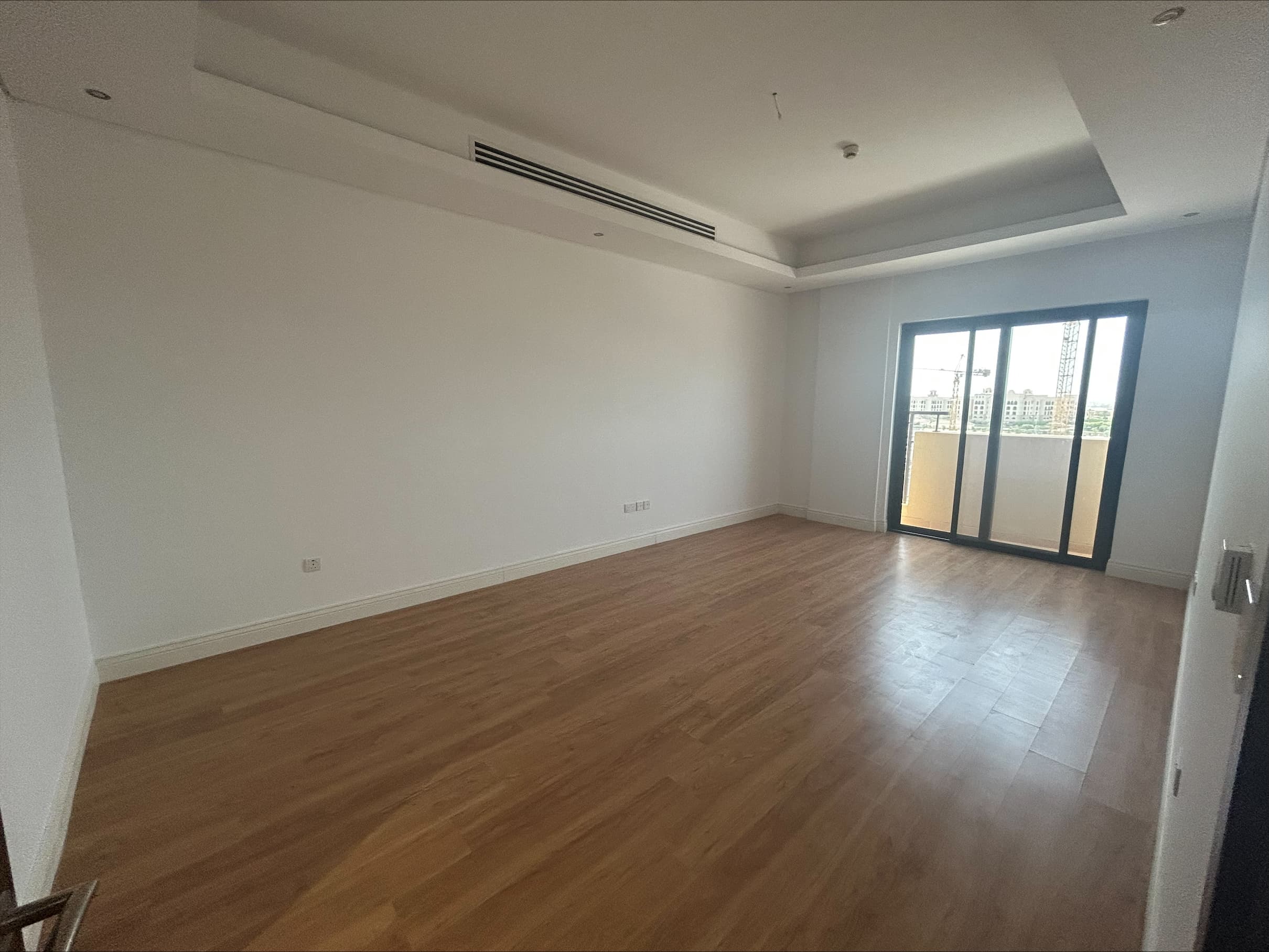 Luxurious Penthouse | Amazing Views | Vacant — 4