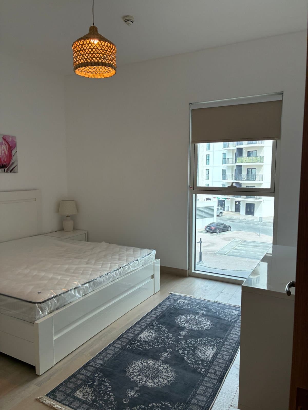 Stunning Canal View | Un-Furnished | Prime Loc, 5