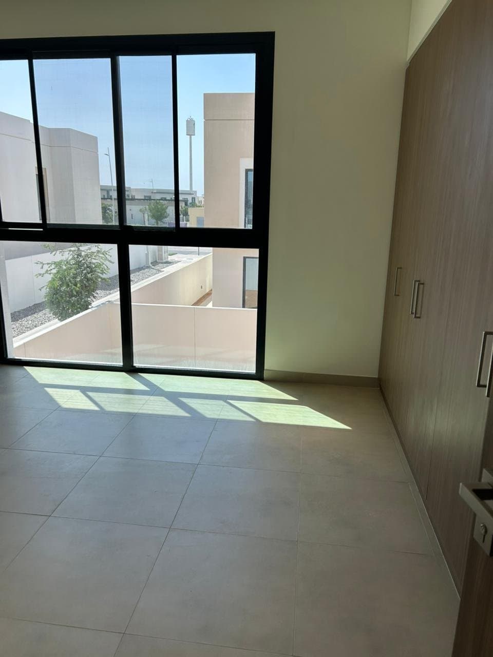 Luxurious Space Villa | Single Row | End Unit, 7