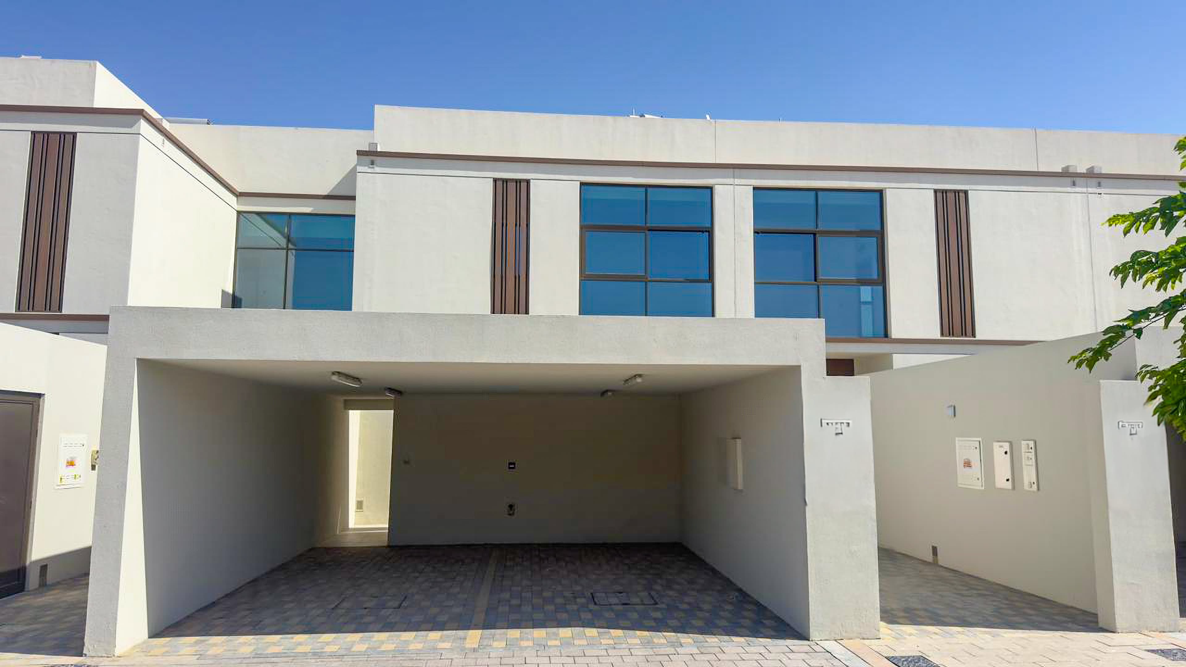 Single Row | Luxury Townhouse | Private Pool, 18