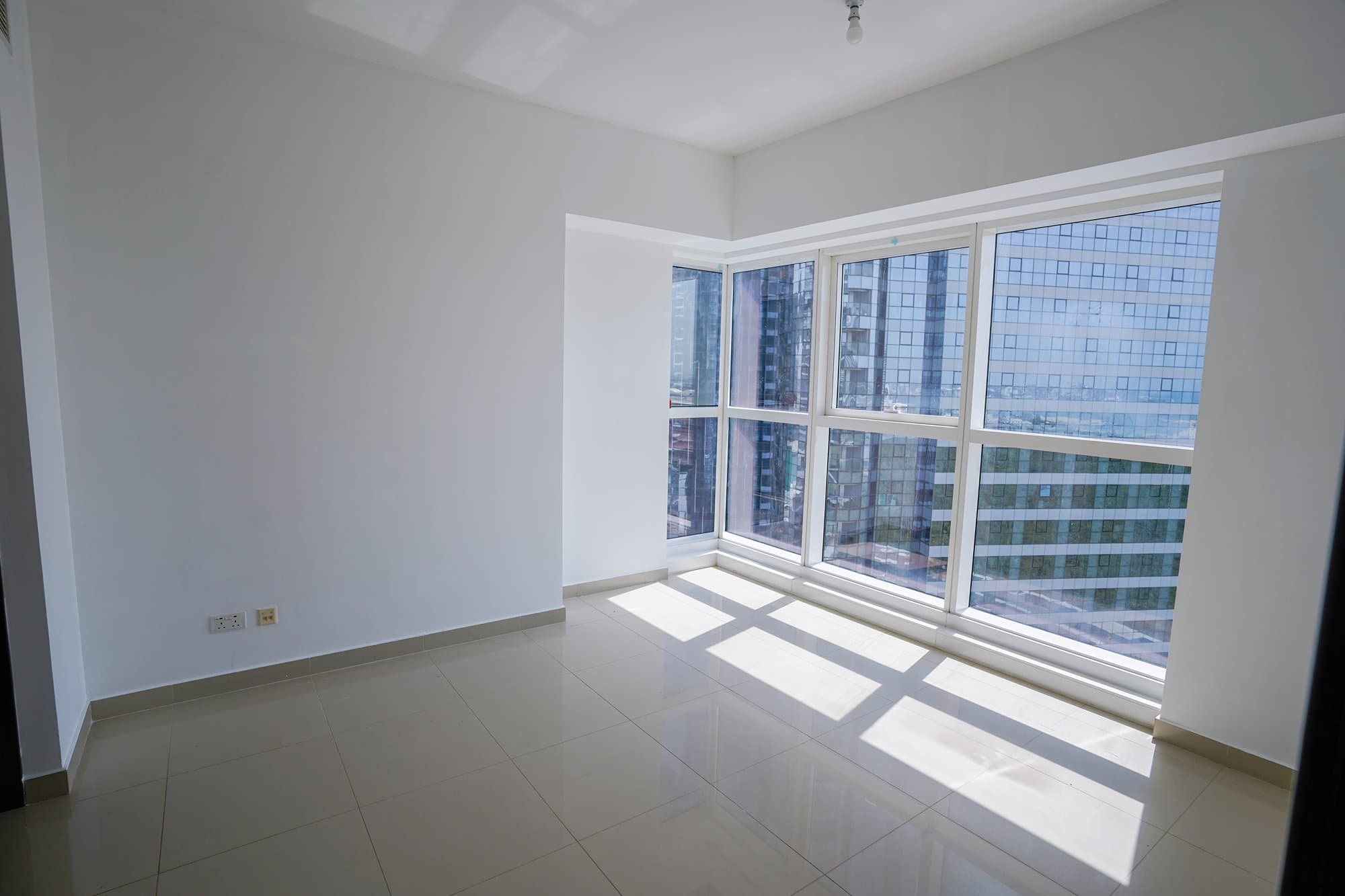 Stunning 1BR | High Floor | Ready to move in, 5