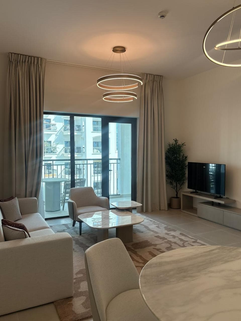 Luxury Living | Elegant 1BR | Fully Furnished, 2