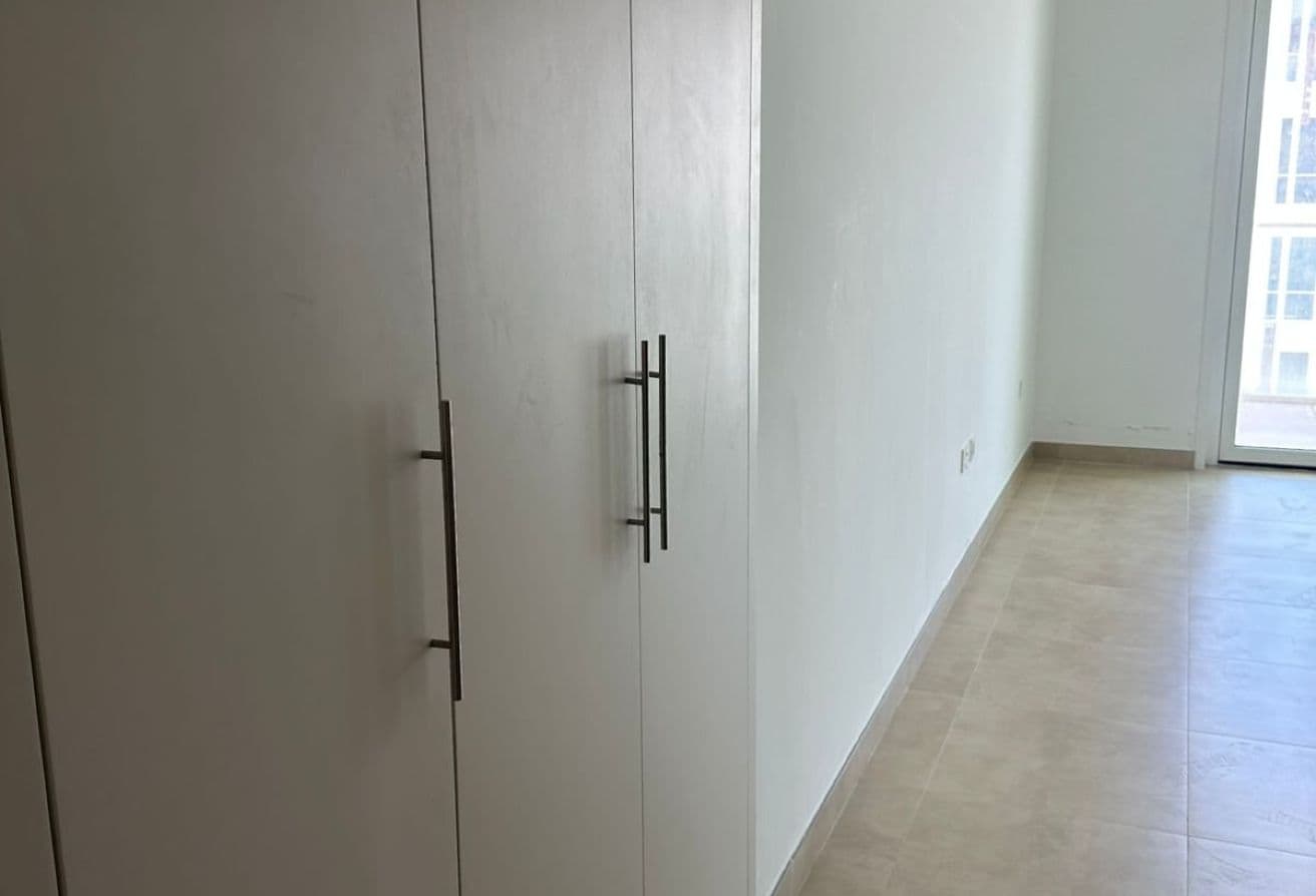 Huge Balcony | Beach Access | Spacious Apt — 7