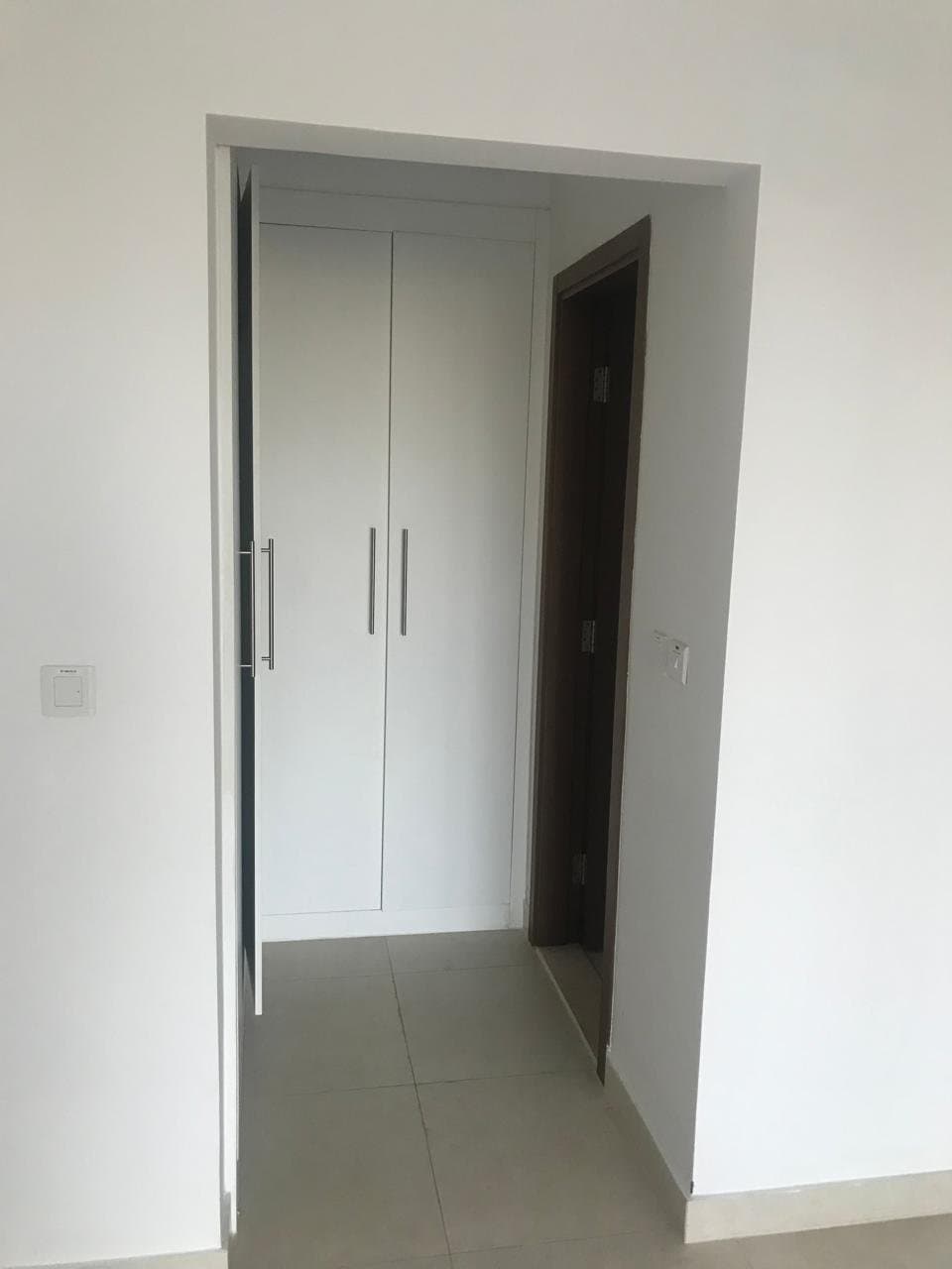 Spacious Apartment | 2 Balconies | Laundry Room, 10