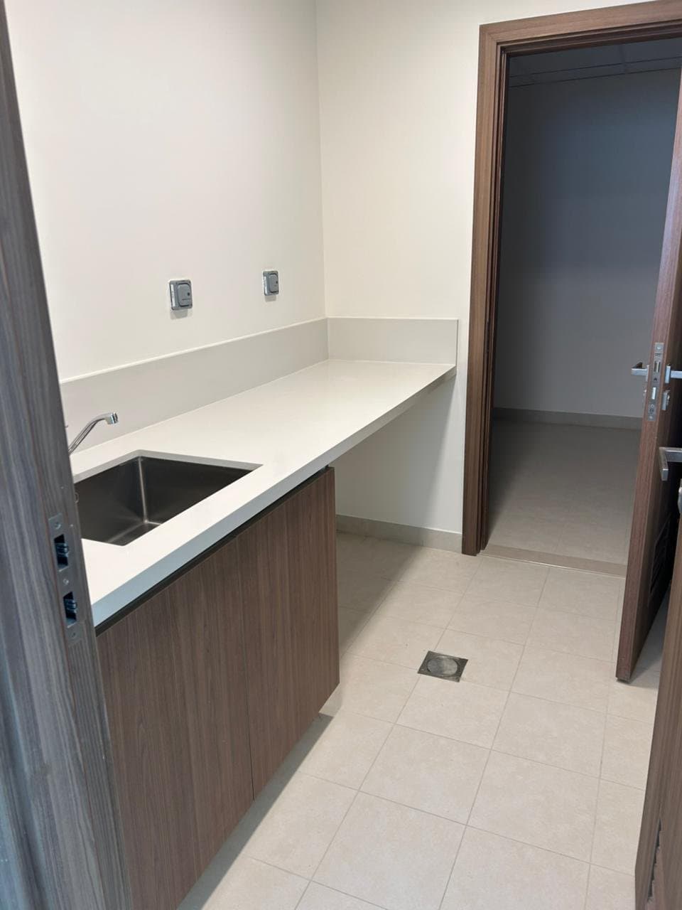 Luxurious Space Villa | Single Row | End Unit, 20