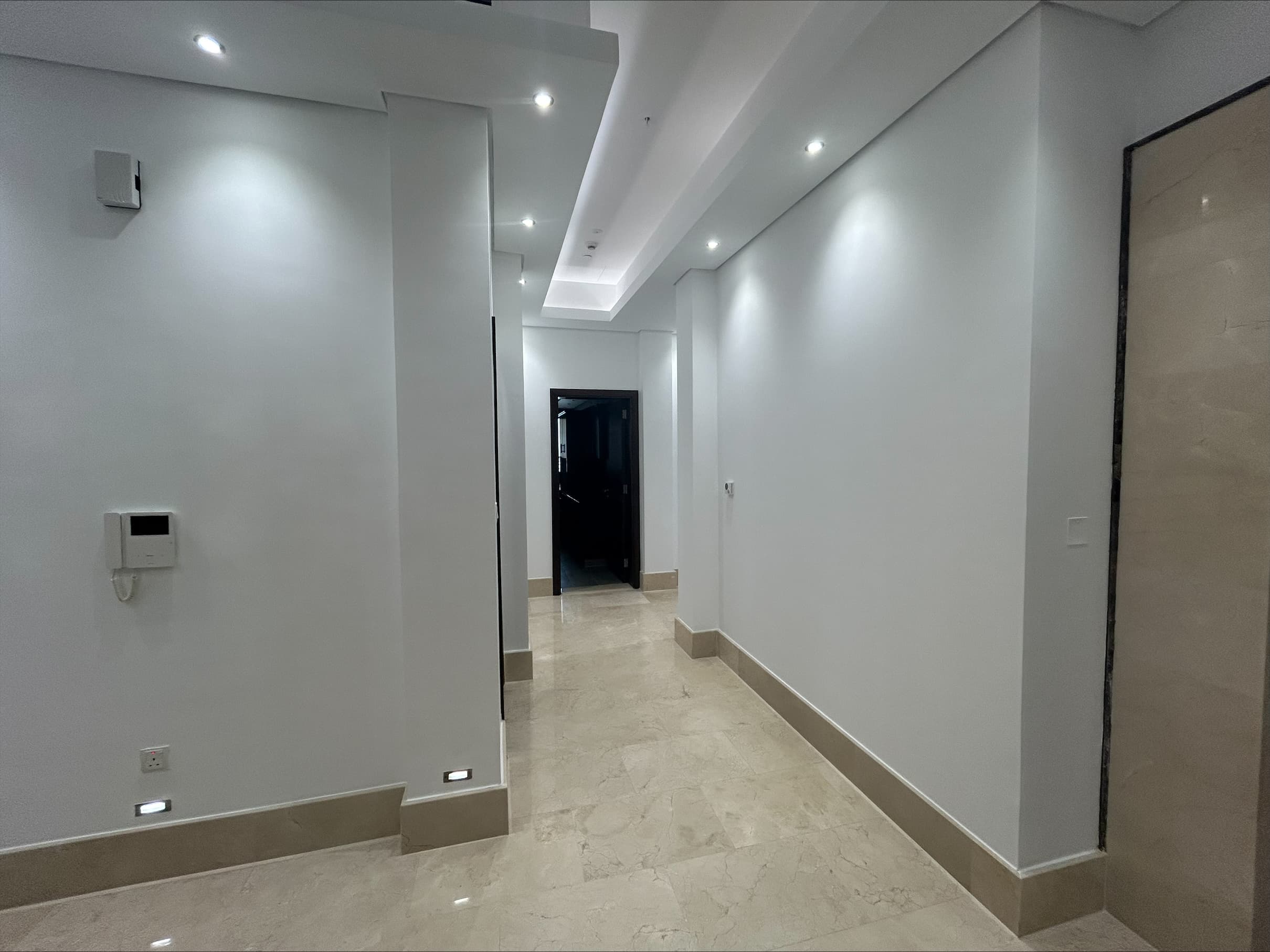 Luxurious Penthouse | Amazing Views | Vacant — 7