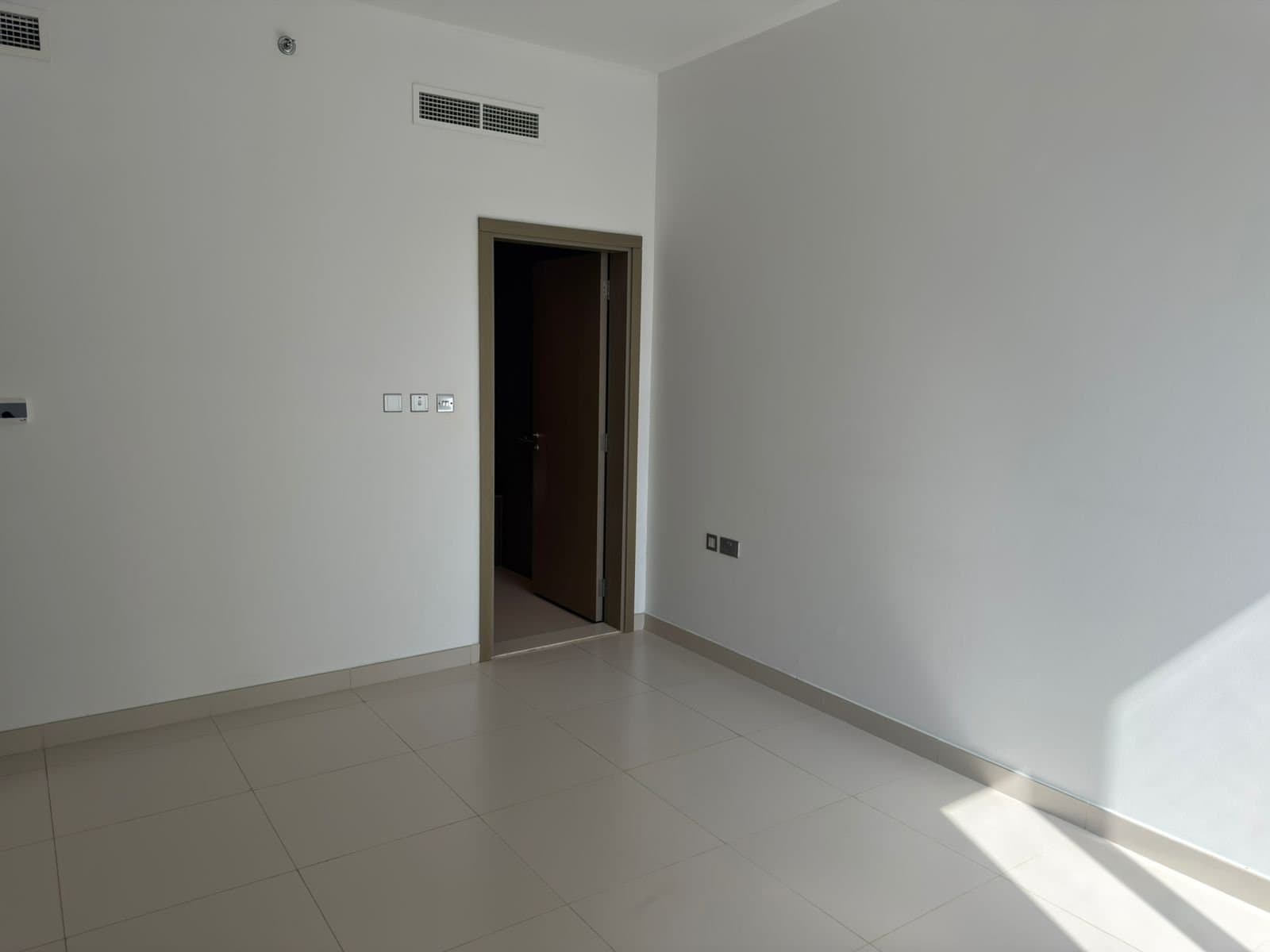 Stunning Apartment | Great Location | Spacious, 6