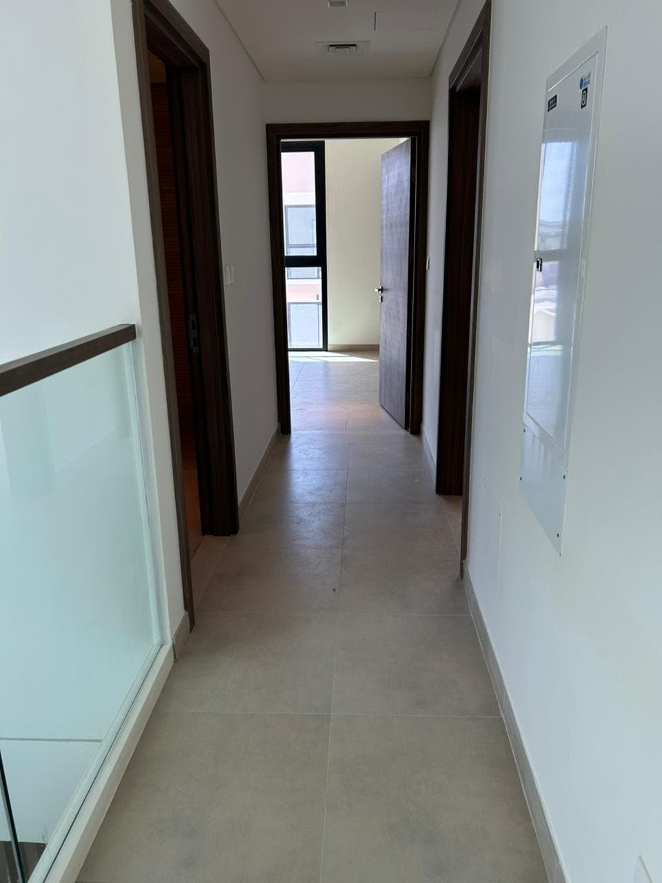 Luxurious Space Villa | Single Row | End Unit, 14