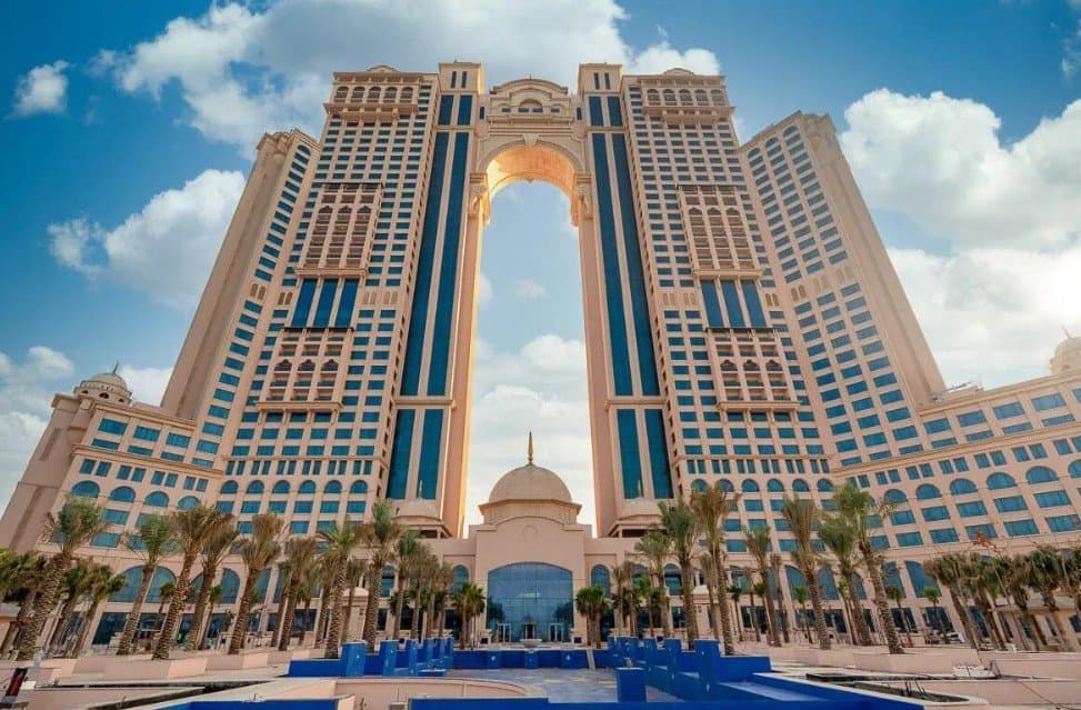 Luxurious 3BR Apartment | Balcony w/ Full Sea View, 10