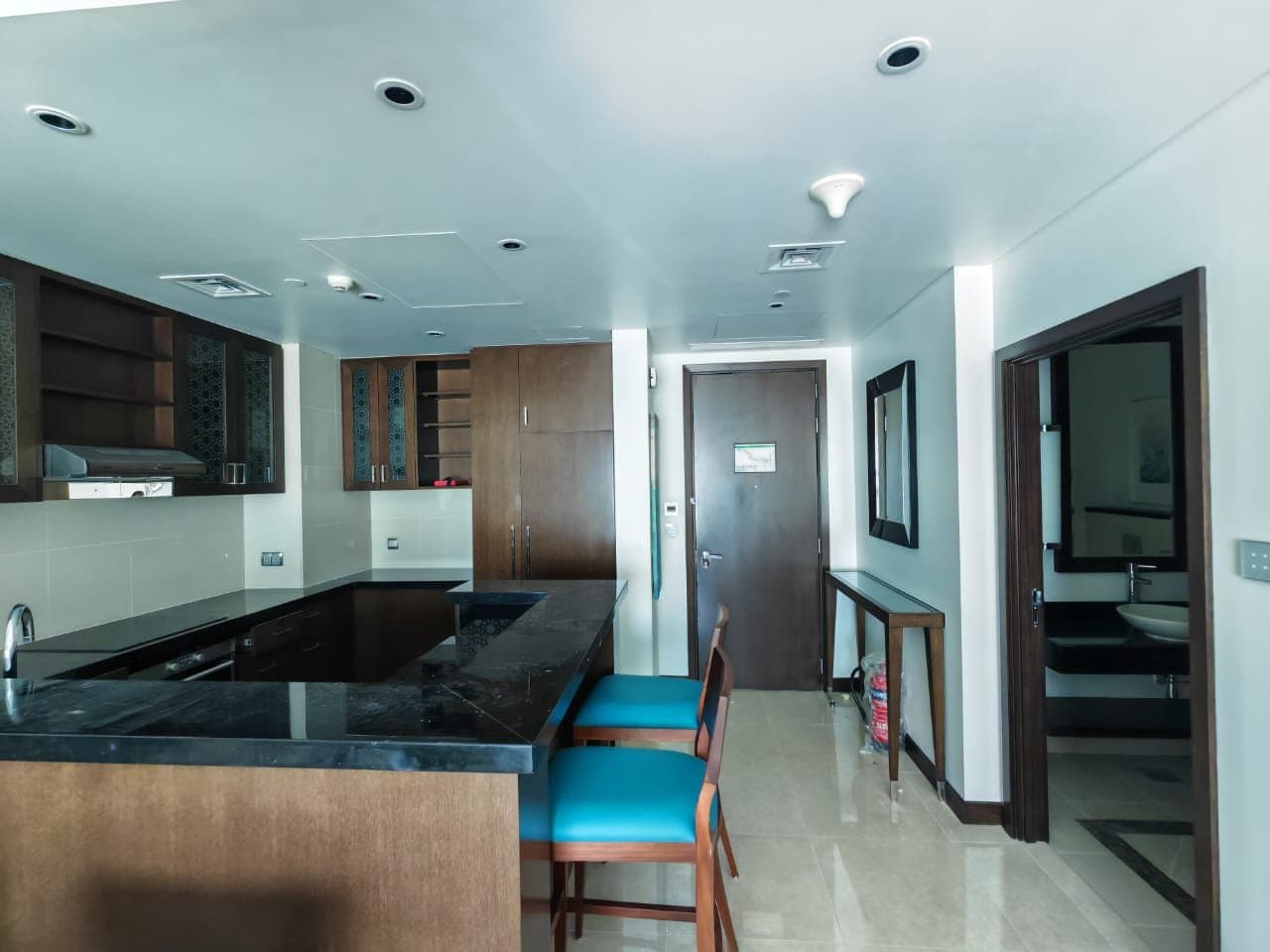 Fully Furnished | Sea View | Luxury Living — 9