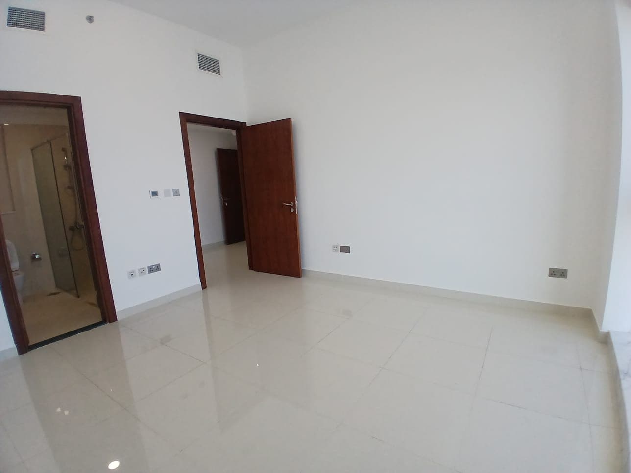 Spacious 2BR | Move-In Ready | Prime Location, 6