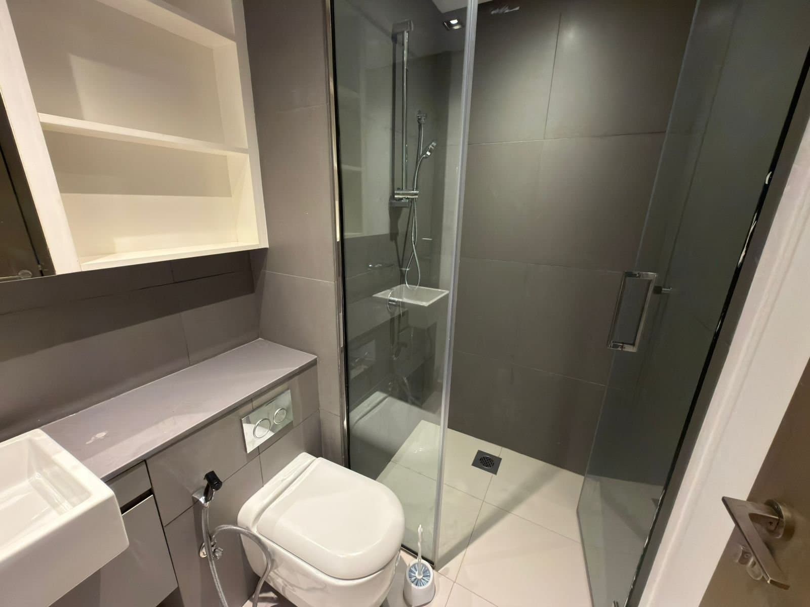 Stunning Apartment | Great Location | Spacious, 21