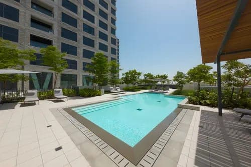 Elegant 1BR | Stunning View | Prime Location — 8