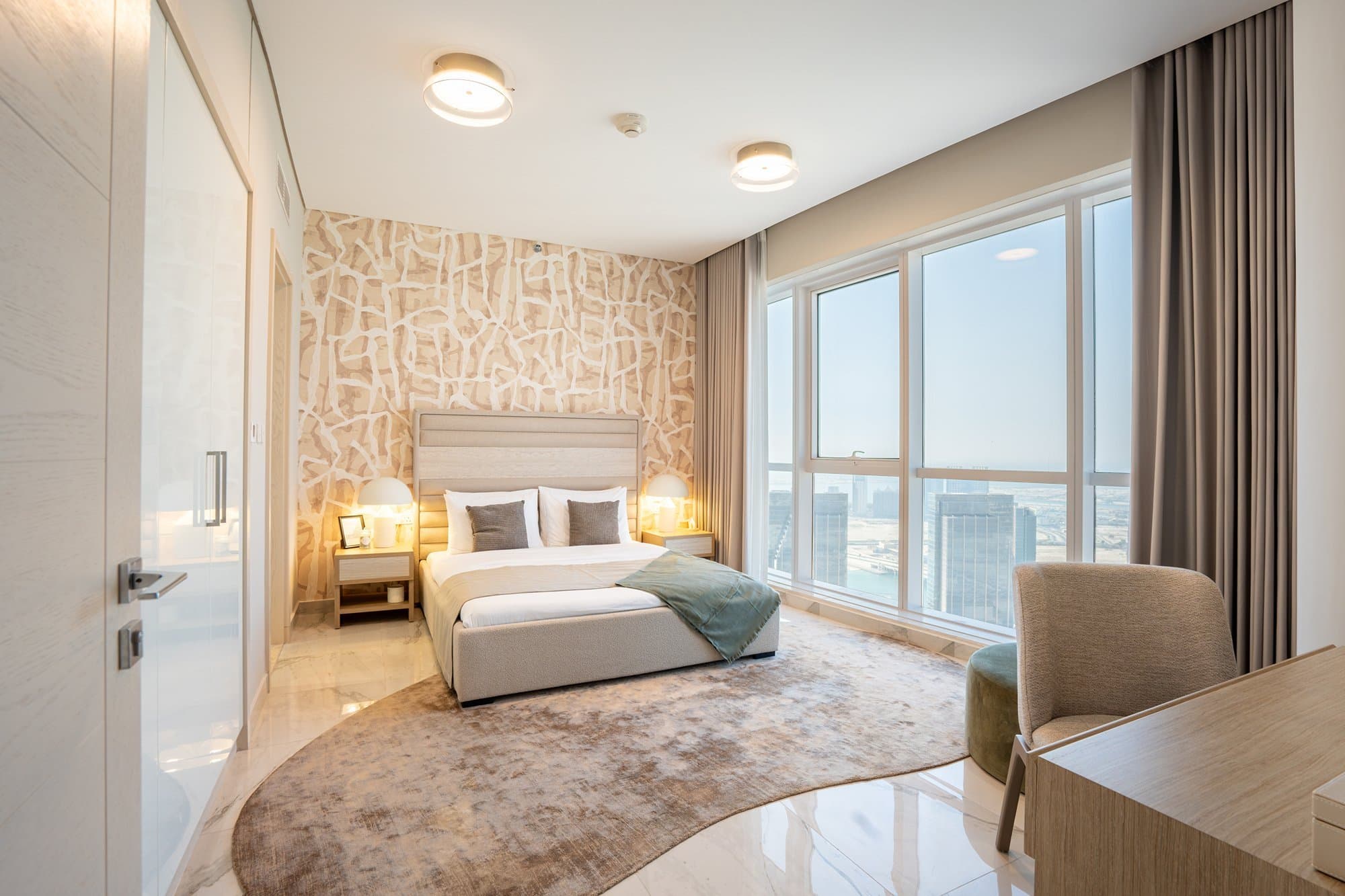 Luxurious Furnished Apt | High Floor | 0 Commi, 9