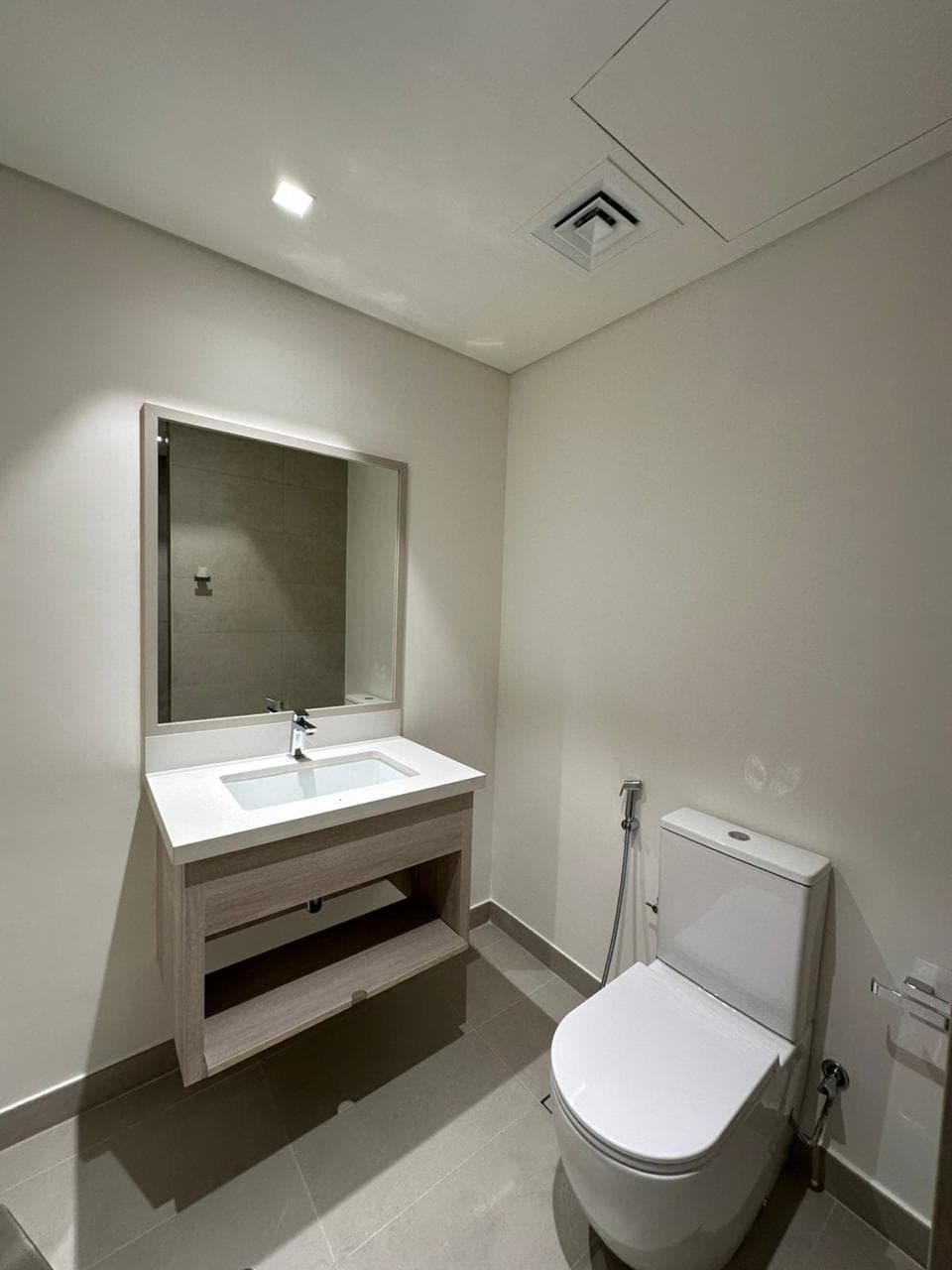 Spacious TH | Luxury Living | Prime Community — 8