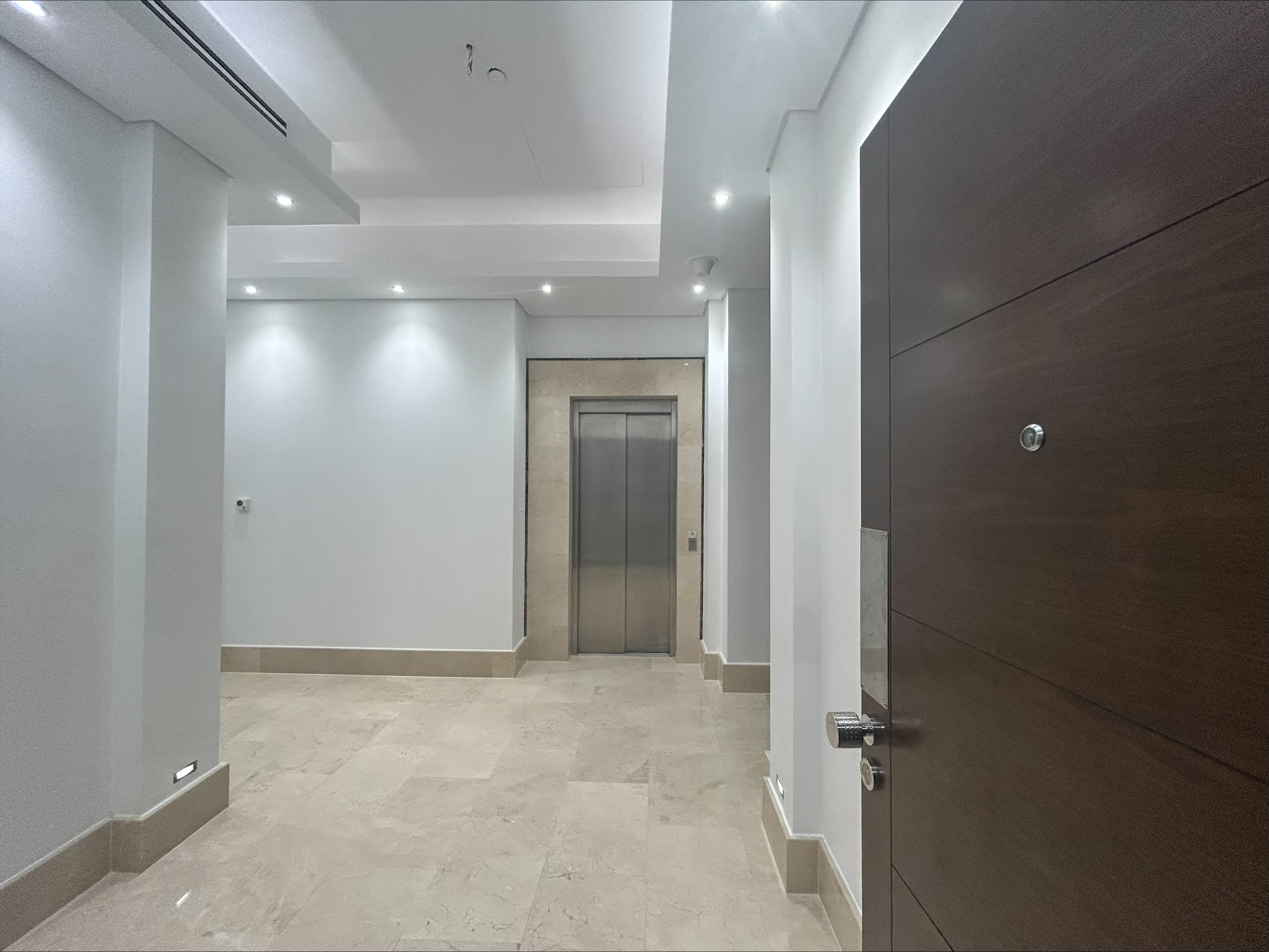 Luxurious Penthouse | Amazing Views | Vacant — 12