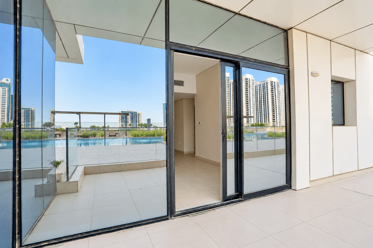 Vacant | Mangrove & Park View | Spacious Layout, 12