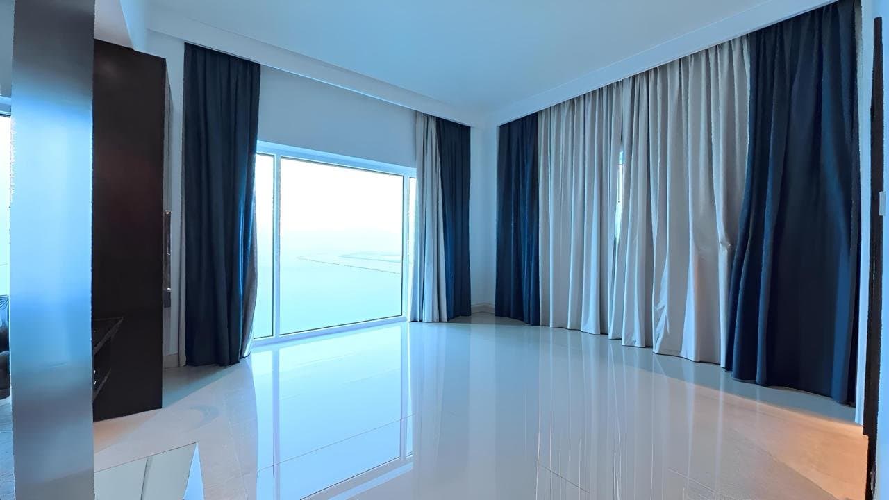 Luxurious 3BR Apartment | Balcony w/ Full Sea View, 4