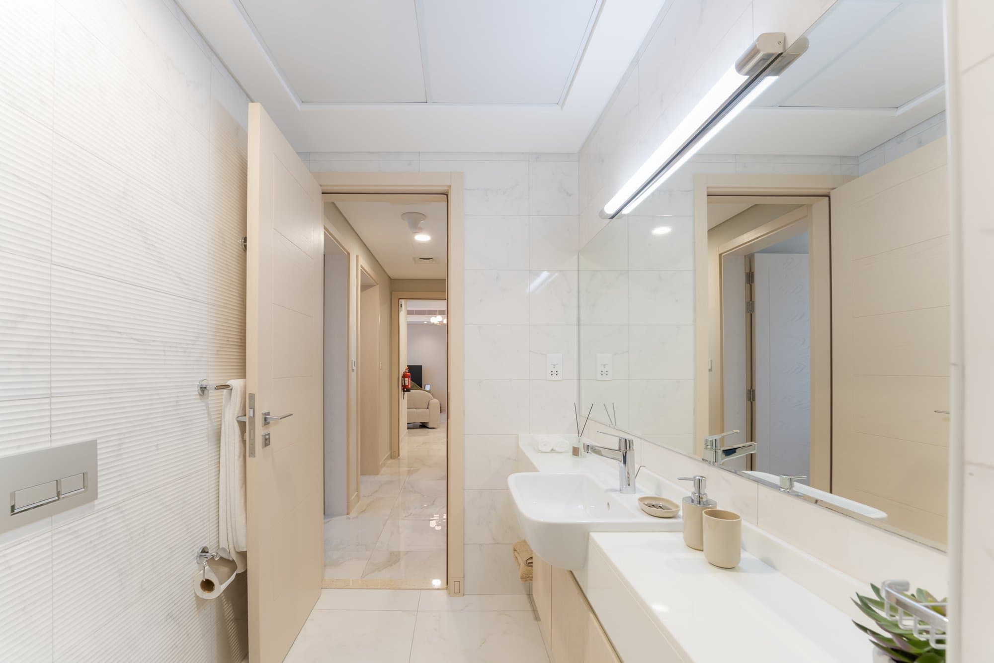 No Commission | Fully Furnished | Vacant, 18