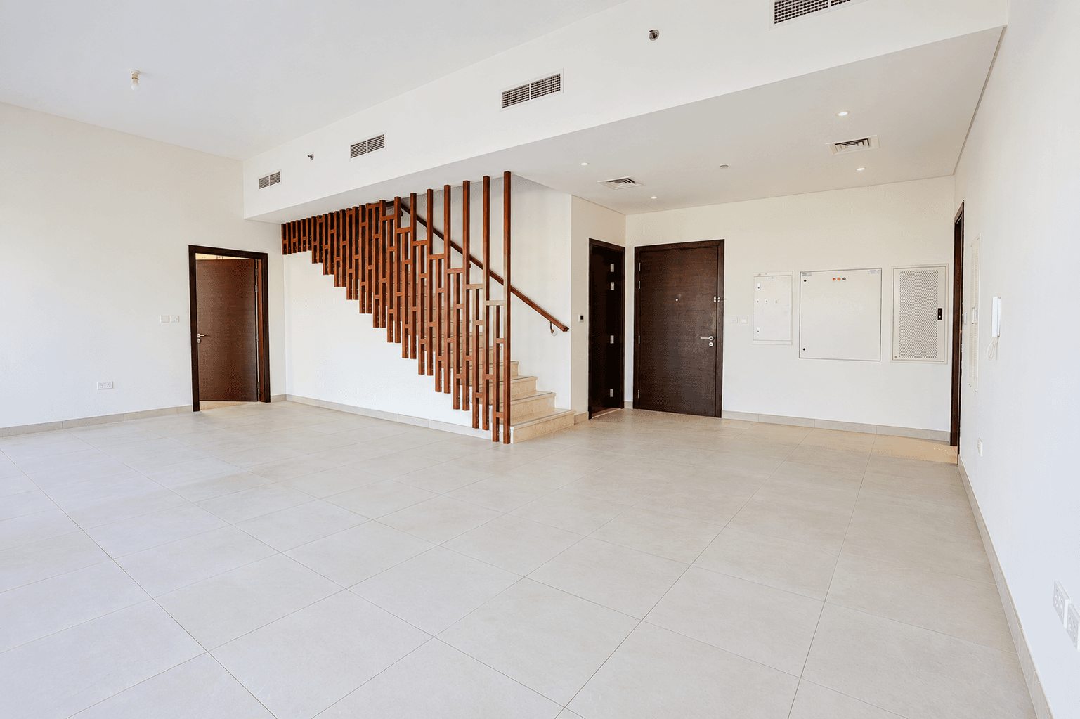 Stunning 3+1BR Duplex | Pleasant Views | Prime Location, 5