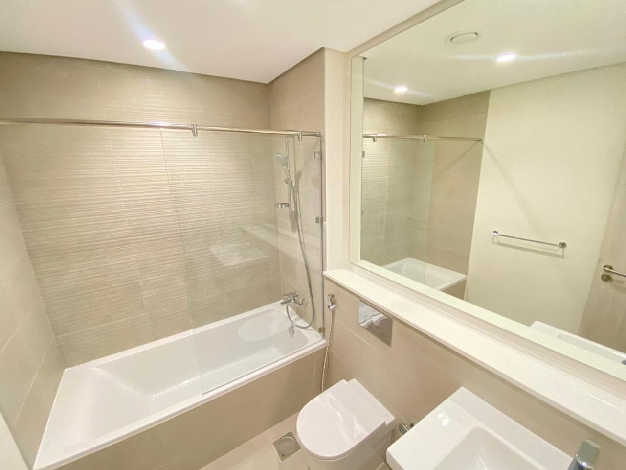 Luxury Living | Elegant 2BR | Amazing View — 7