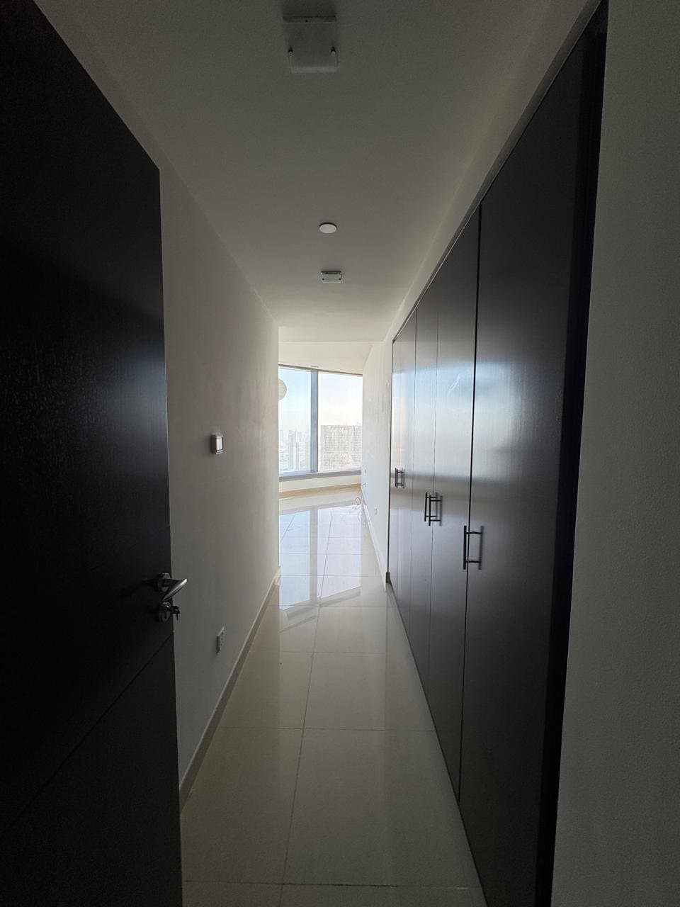Stunning View | Spacious Unit | Vacant, 12