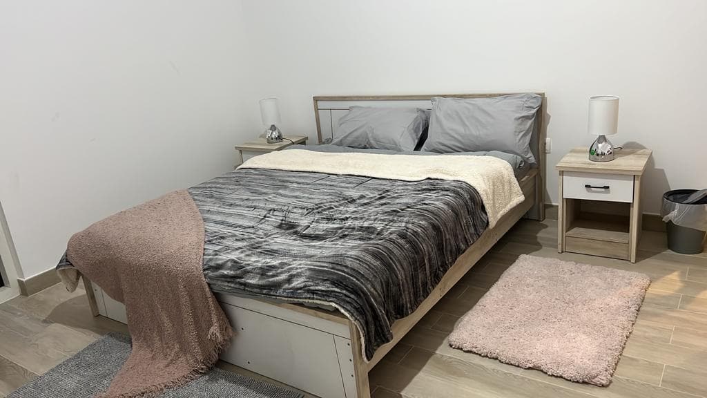 Stunning 2BR | Amazing Views | Prime Location — 7