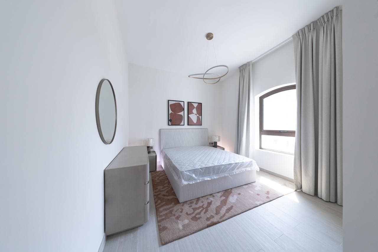 Elegant 1BR | Ideal Location | Fully Furnished — 11