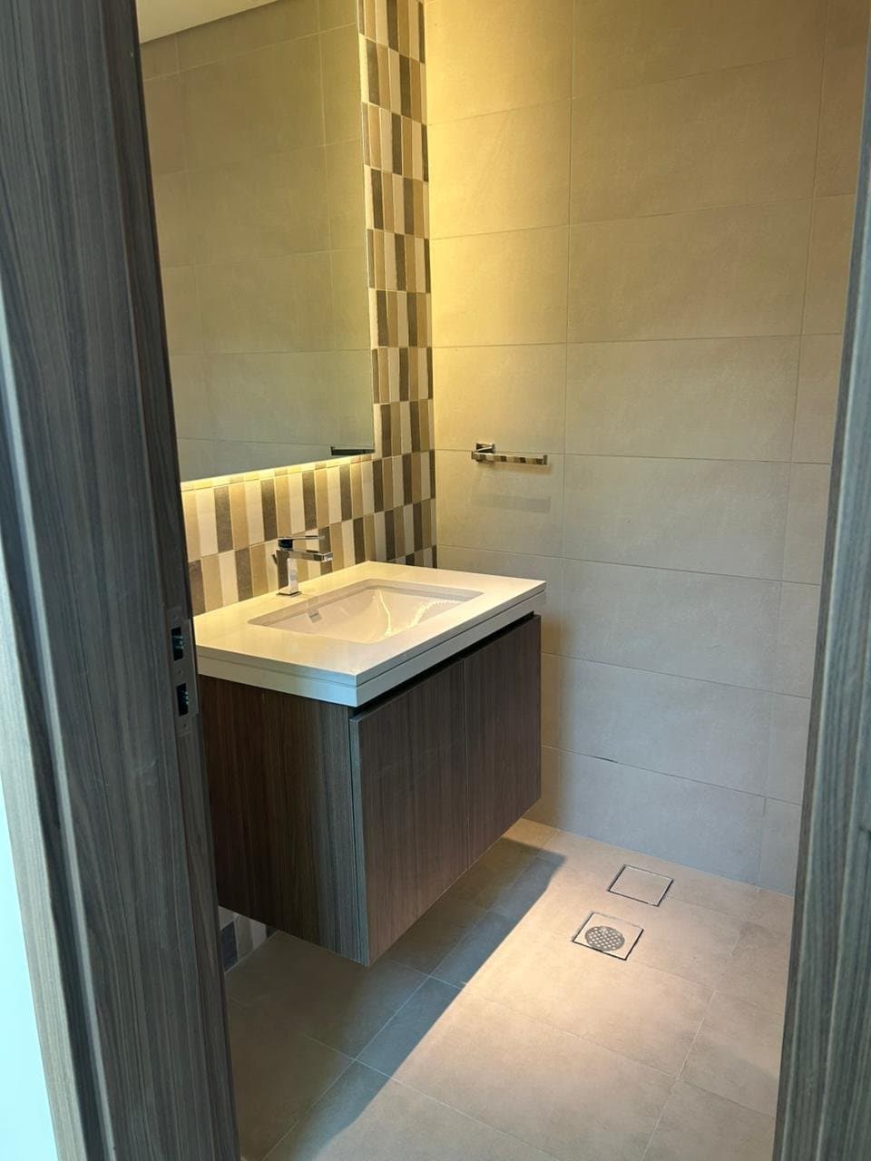 Luxurious Space Villa | Single Row | End Unit, 24