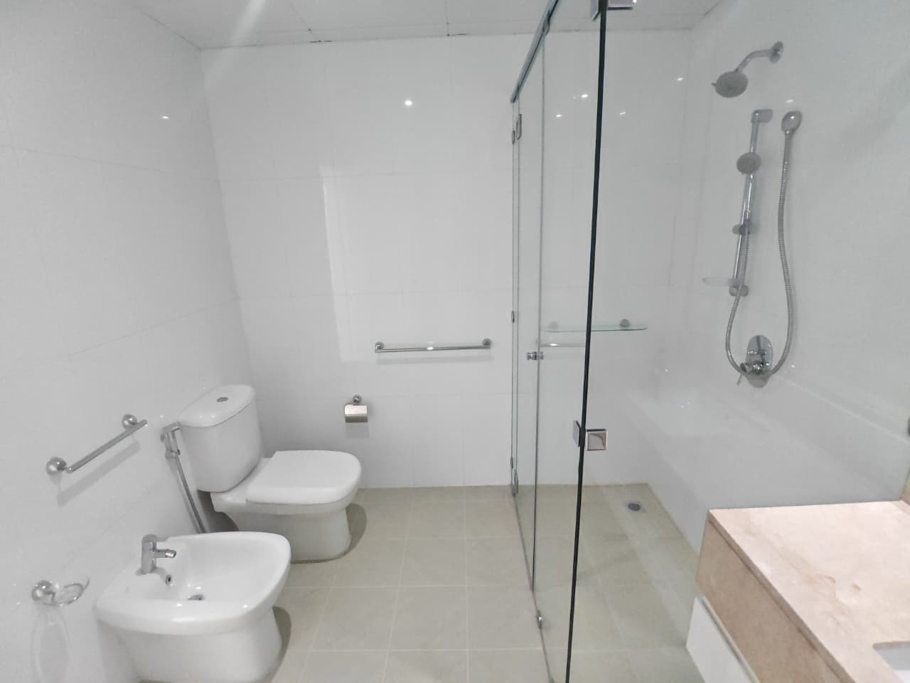 Premium 2BR | Stunning Views | Prime Location — 15