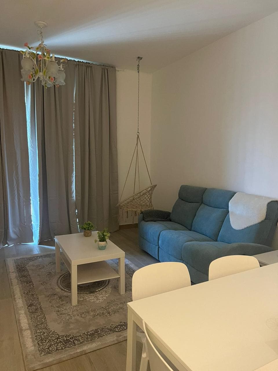 Stunning 2BR | Amazing Views | Prime Location — 3