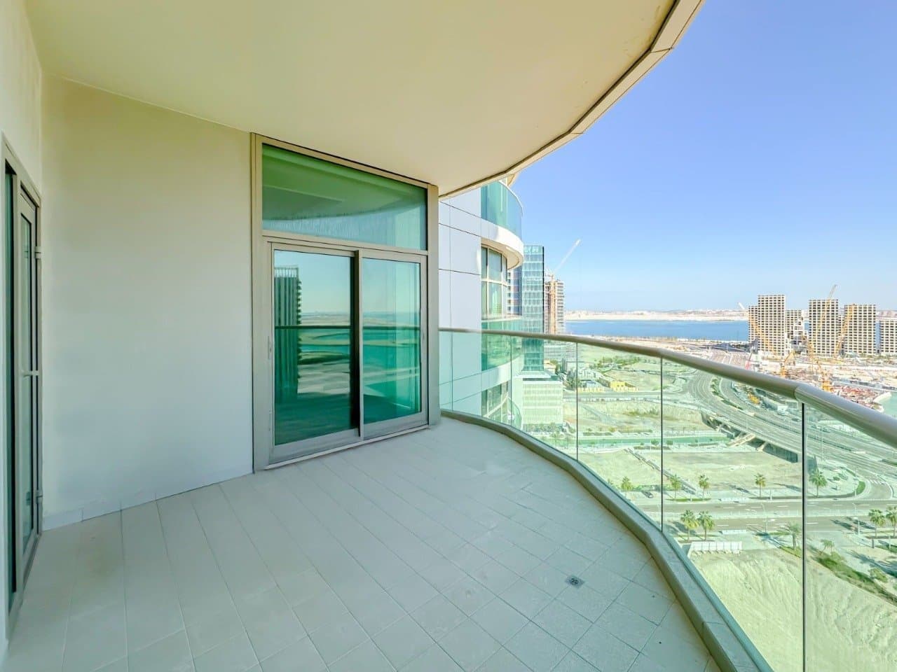 Elegant Apartment | Sea View | Ready to move