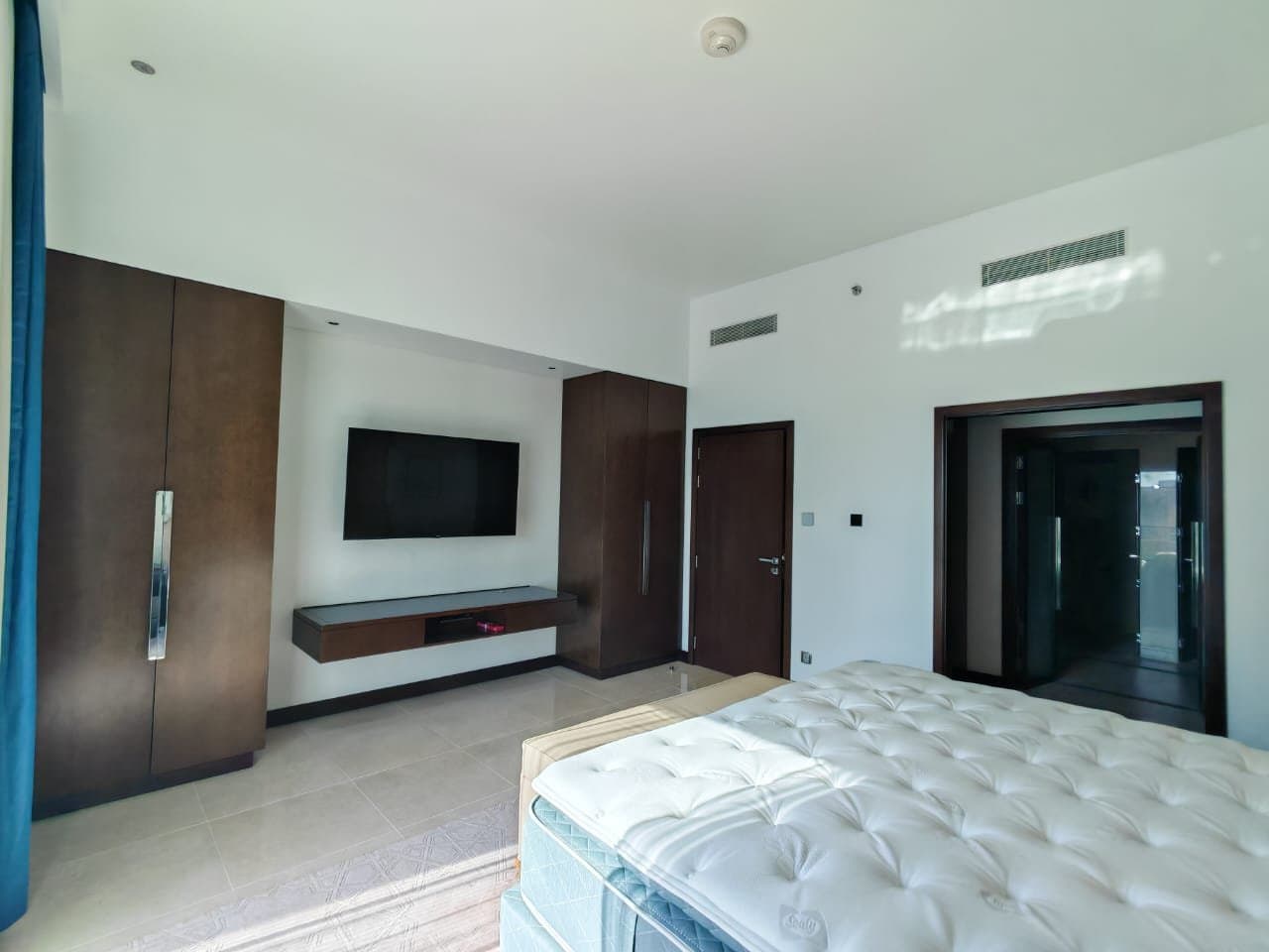 Fully Furnished | Sea View | Luxury Living — 5