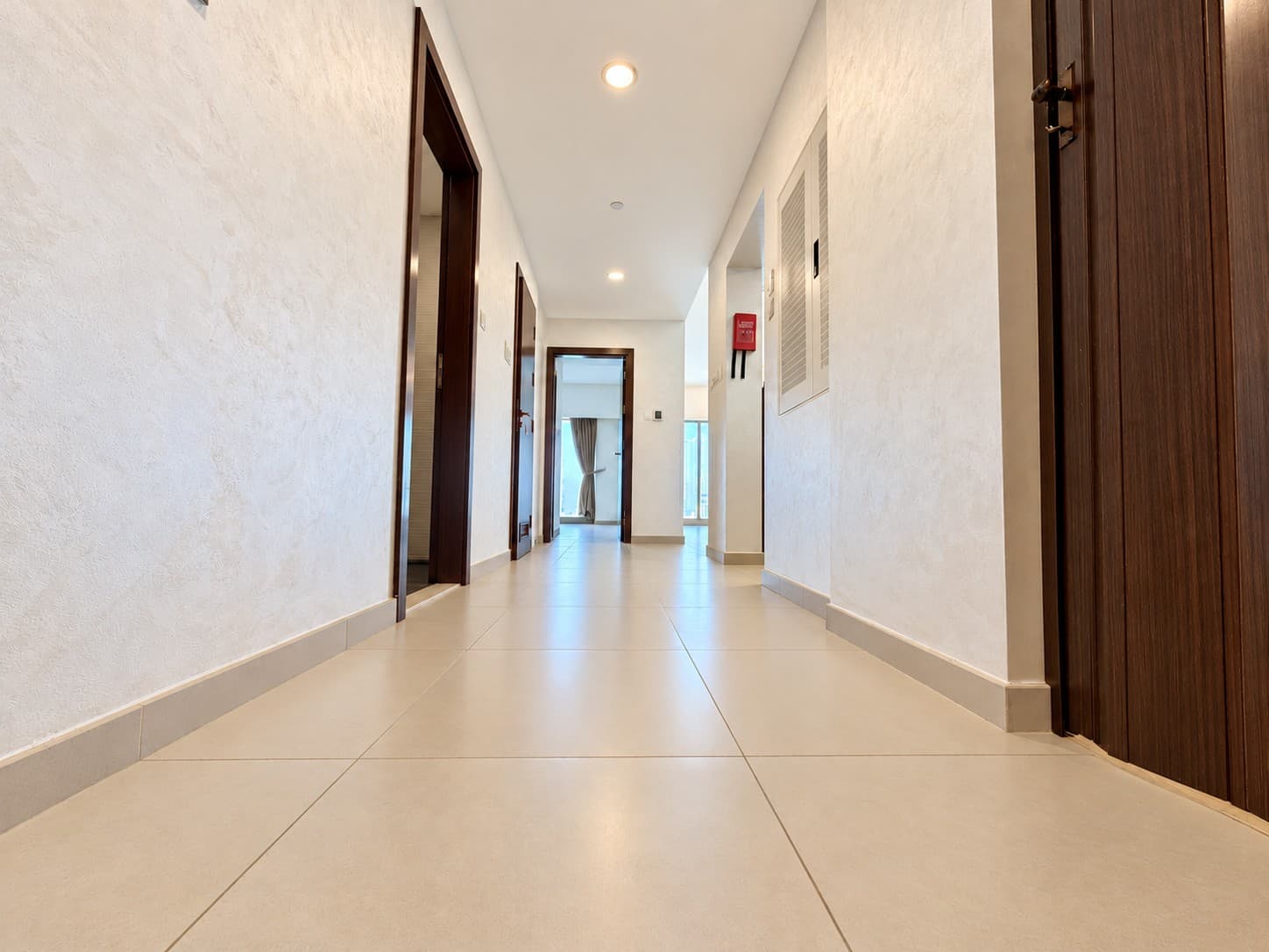 Elegant 1BR | Full Sea View | Excellent Location, 4