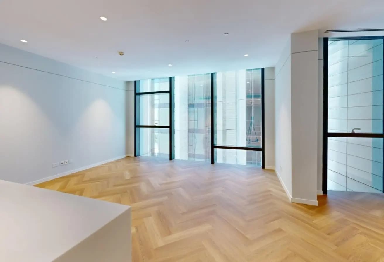Stunning 1BR | Community View | Prime Location, 2