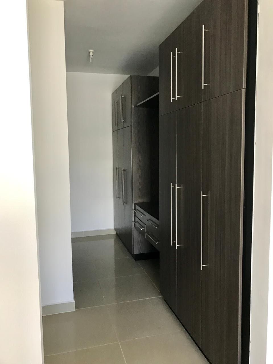 Spacious 2BR | Cozy Balcony | Vibrant Community, 6