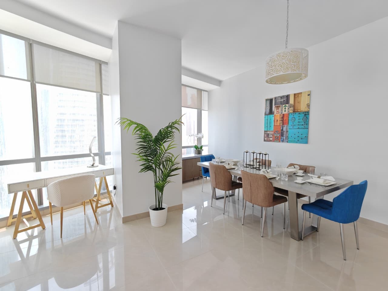 Luxurious 2BR | Amazing Views | Prime Location, 3