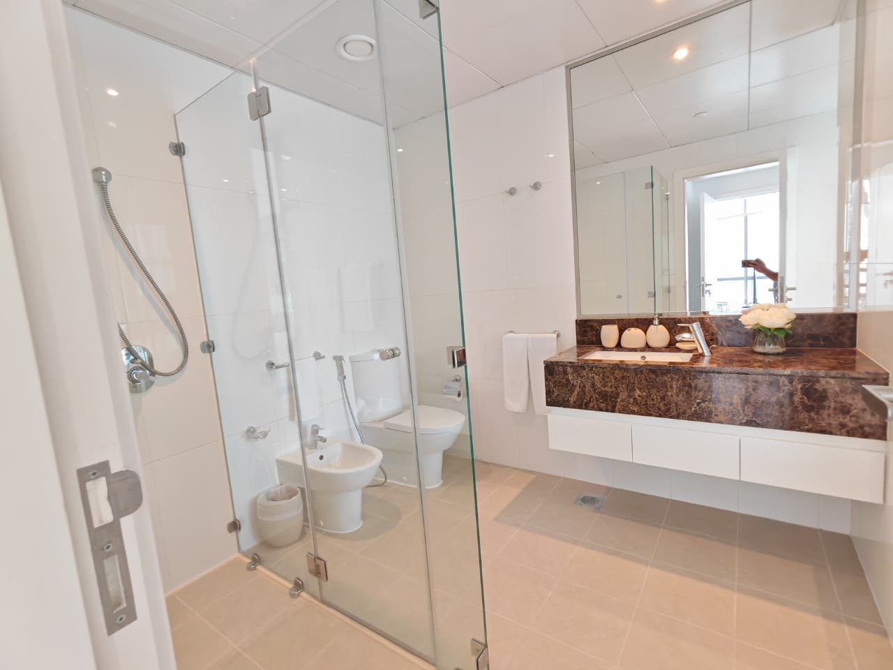 Luxurious 2BR | Amazing Views | Prime Location, 13