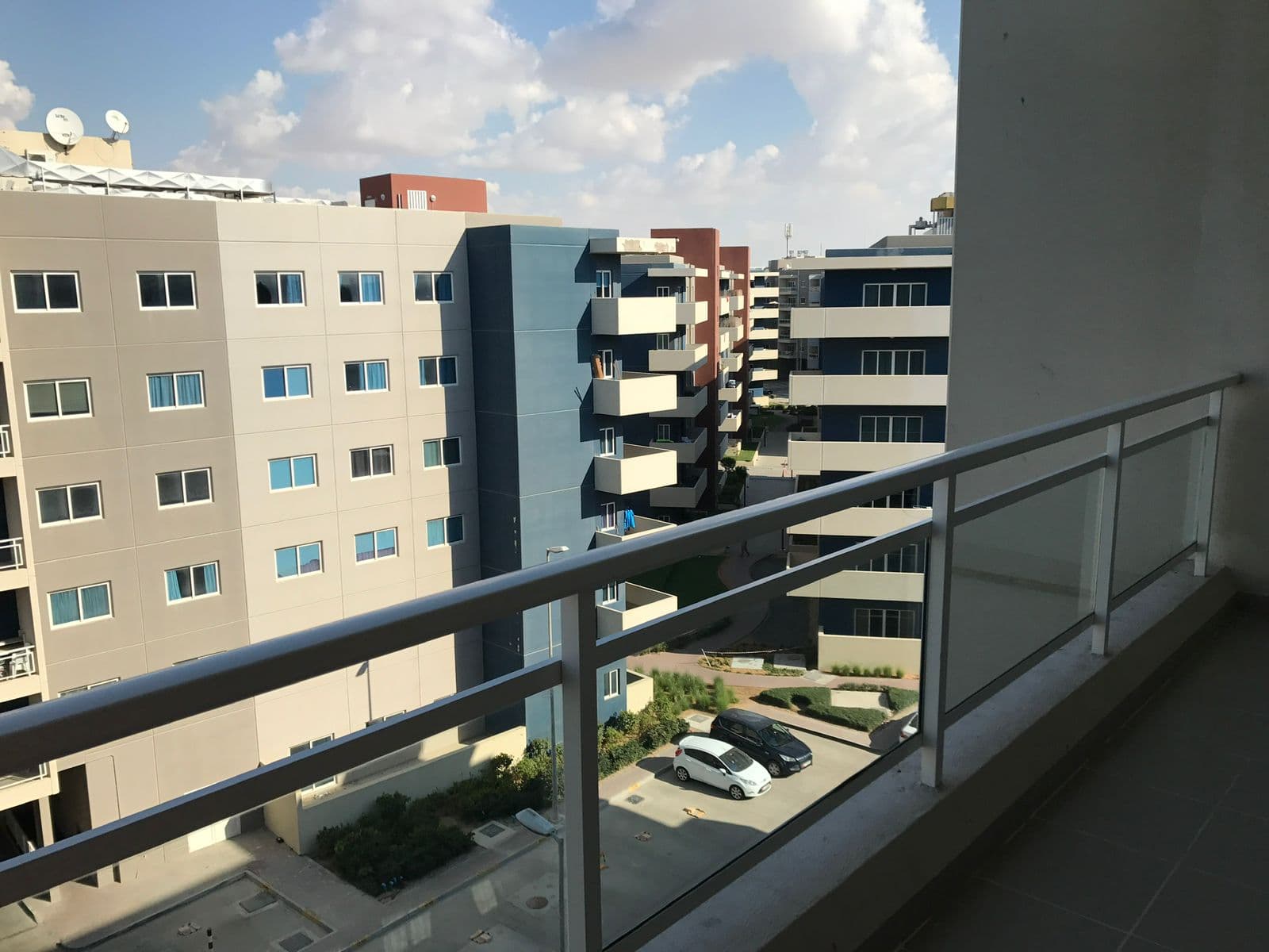 Spacious 2BR | Cozy Balcony | Vibrant Community, 11