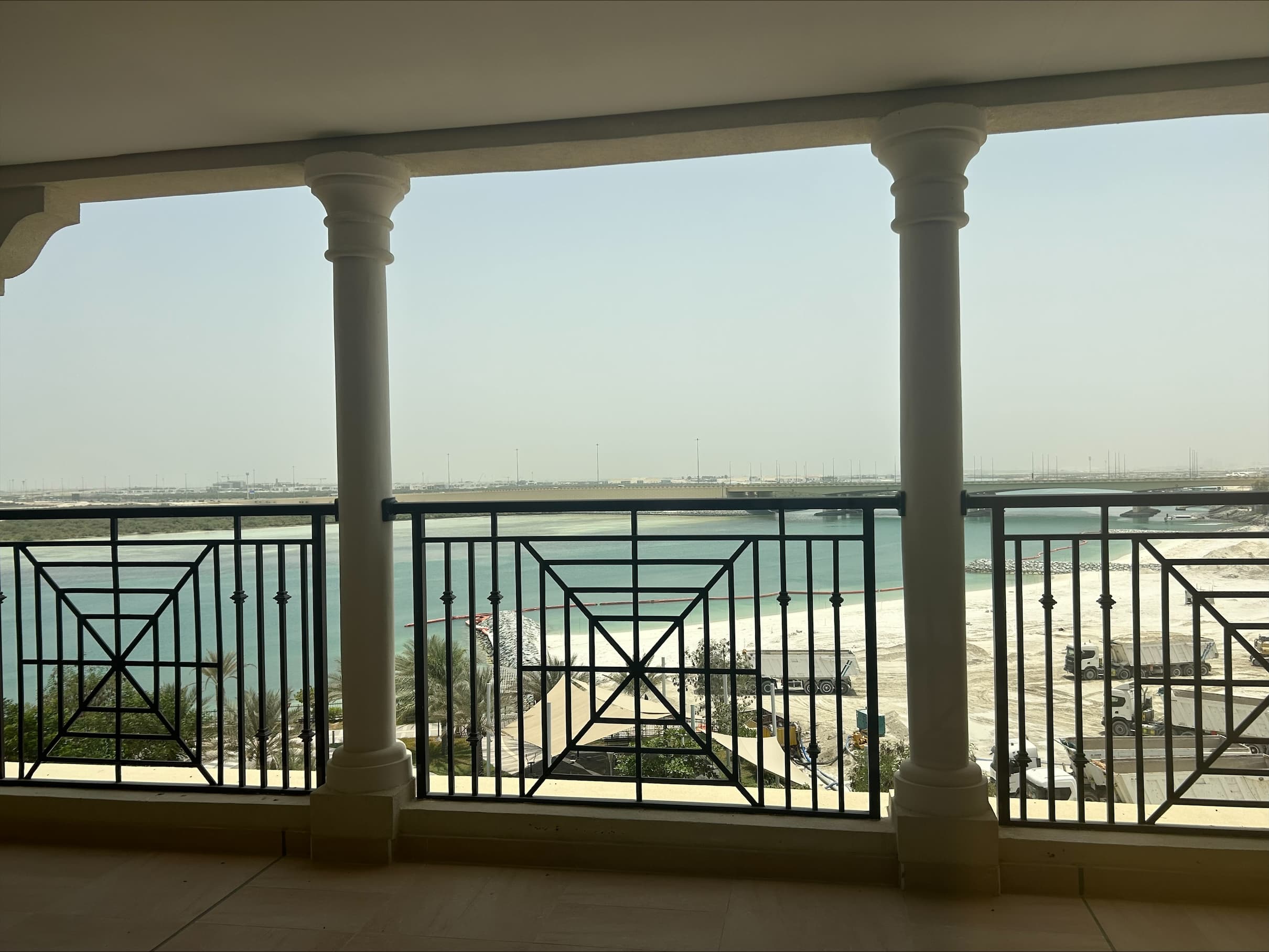 Luxurious Penthouse | Amazing Views | Vacant — 21