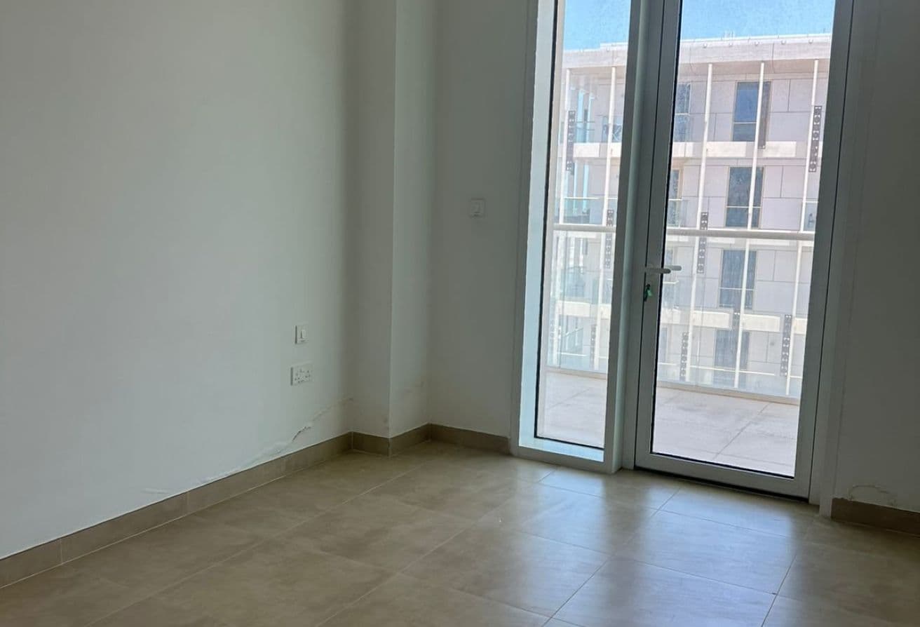 Huge Balcony | Beach Access | Spacious Apt — 6