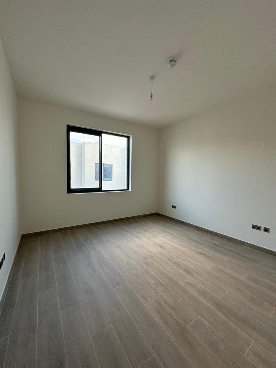Spacious TH | Luxury Living | Prime Community