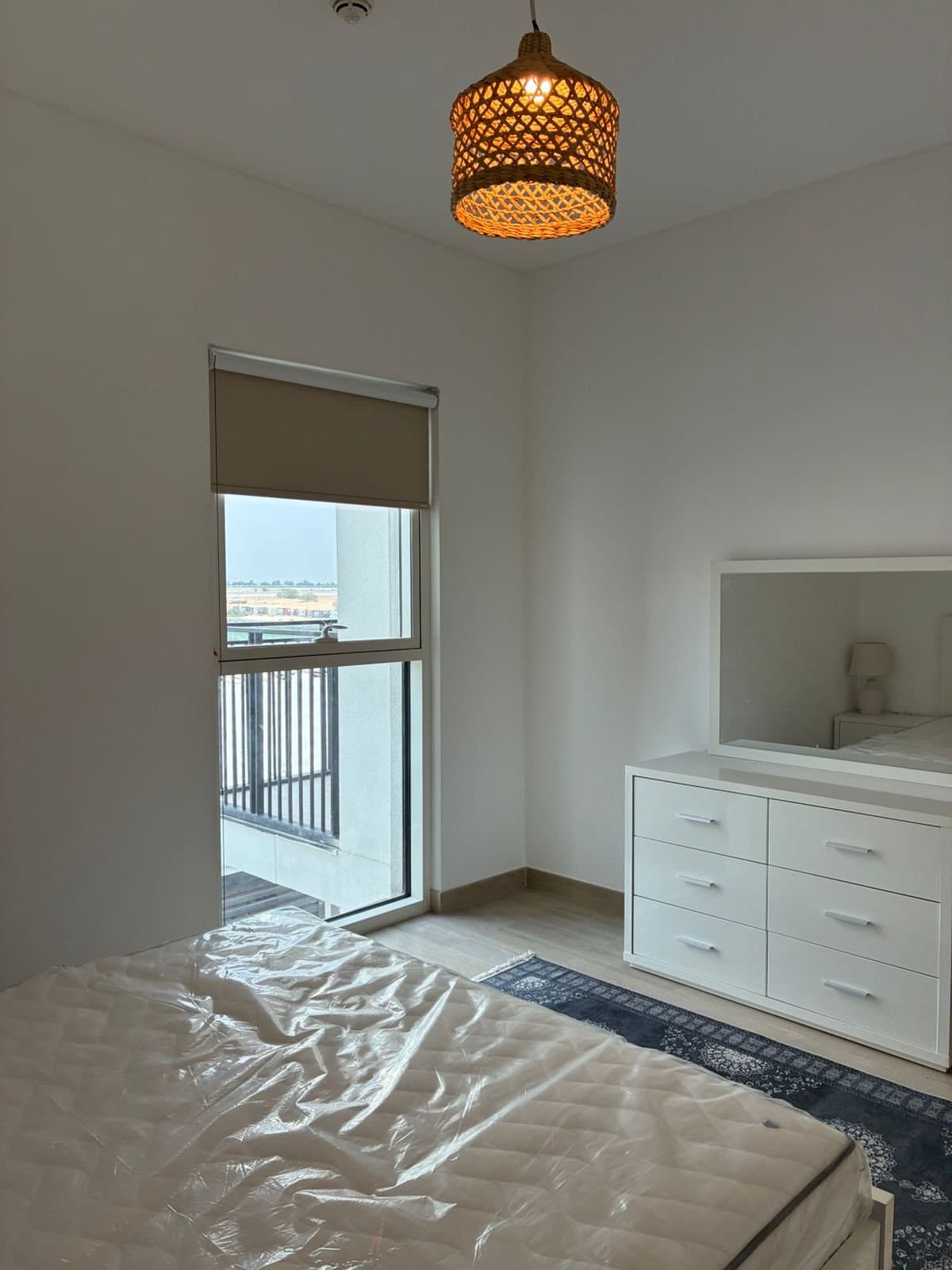 Stunning Canal View | Un-Furnished | Prime Loc, 7