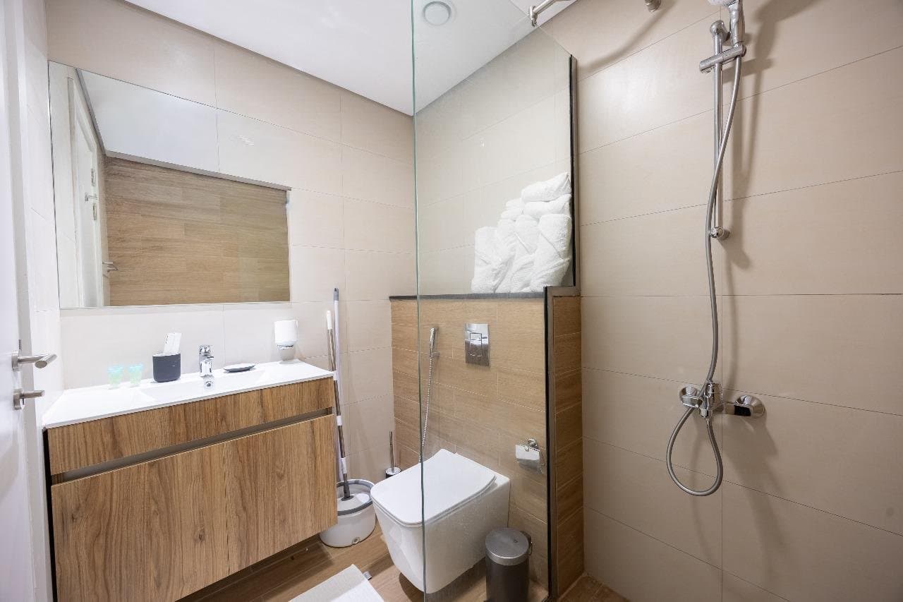 Fully Furnished | Canal View | Vacant, 11