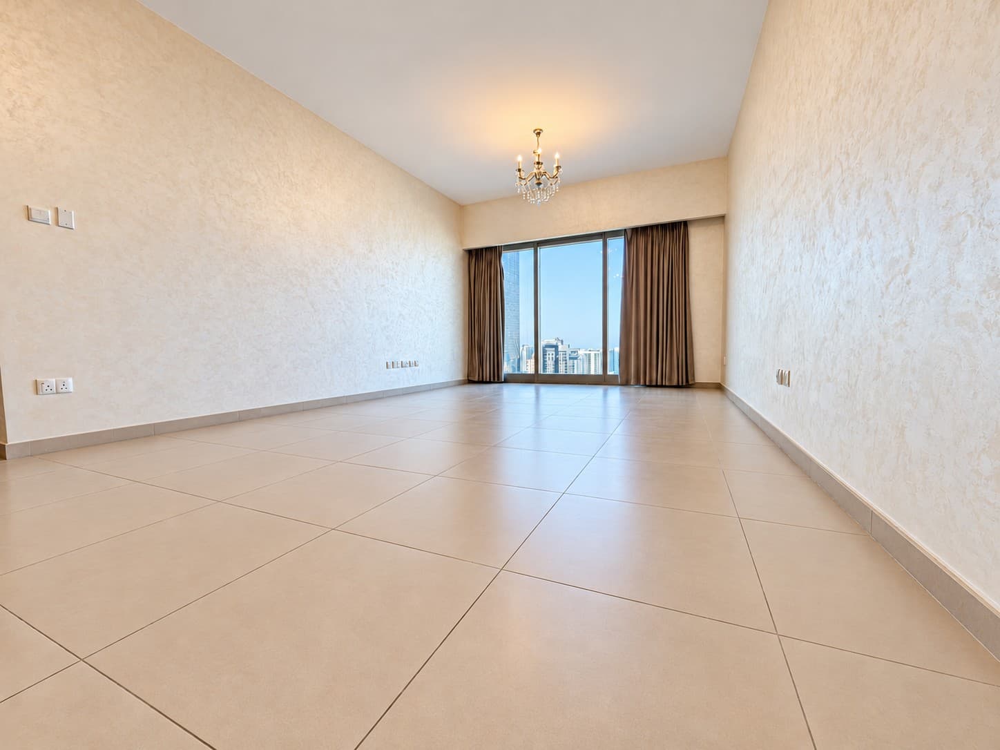 Elegant 1BR | Full Sea View | Excellent Location, 3