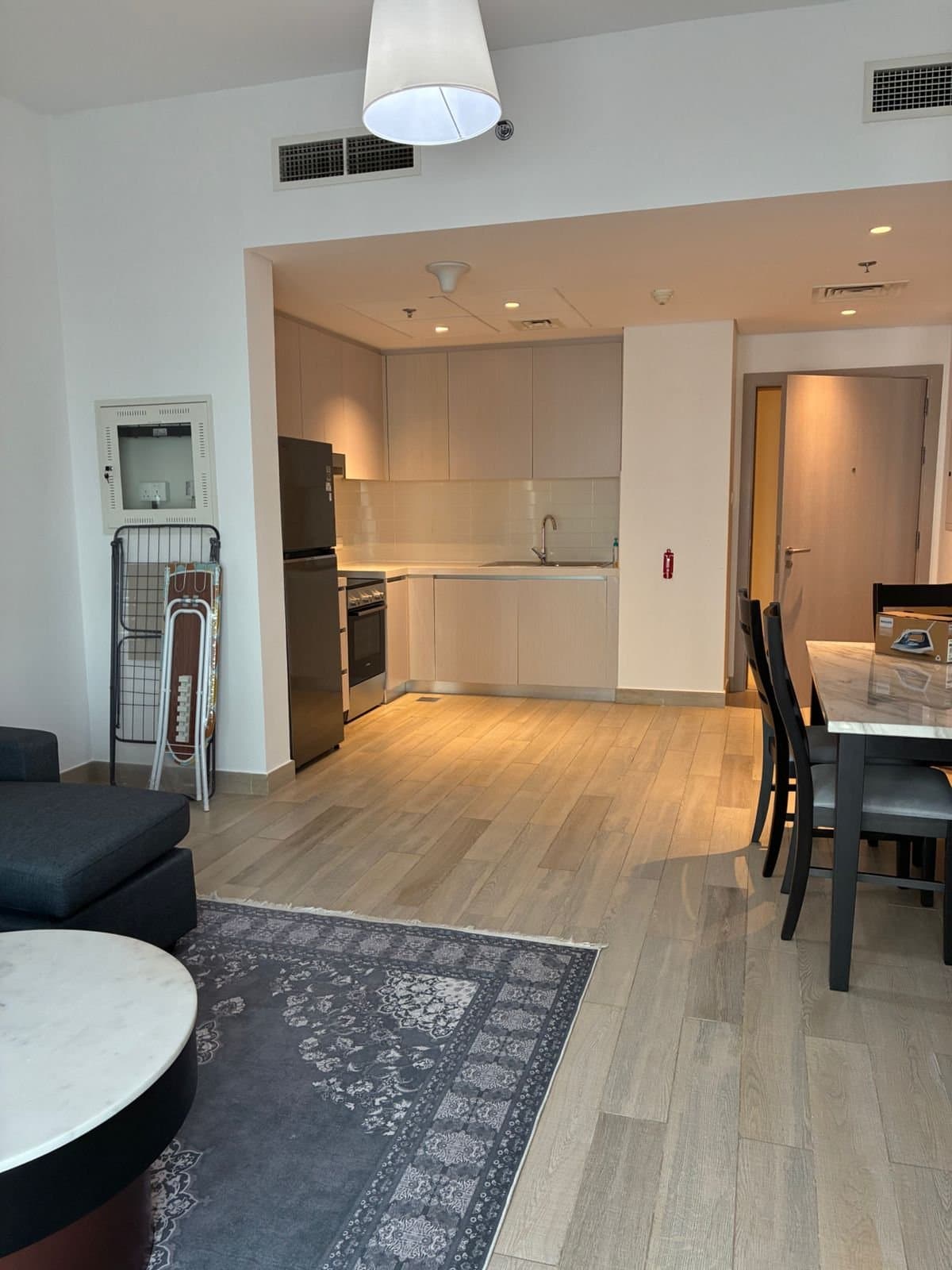 Stunning Canal View | Un-Furnished | Prime Loc, 3