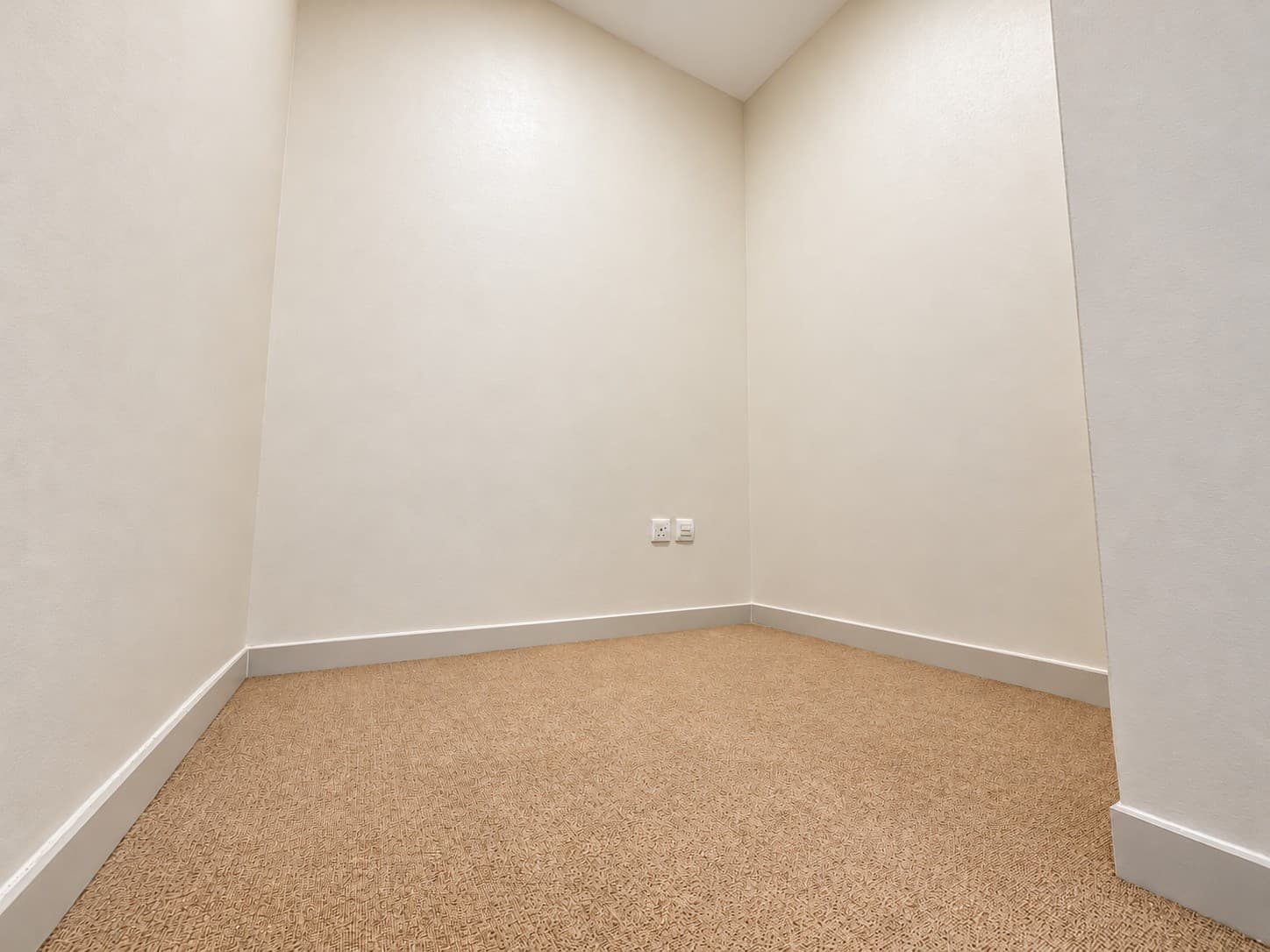 Elegant 1BR | Full Sea View | Excellent Location, 7