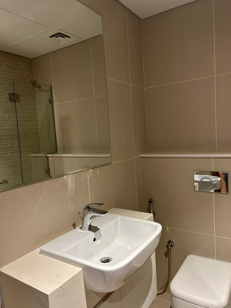 Canal and City View | High Floor | Upcoming, 8
