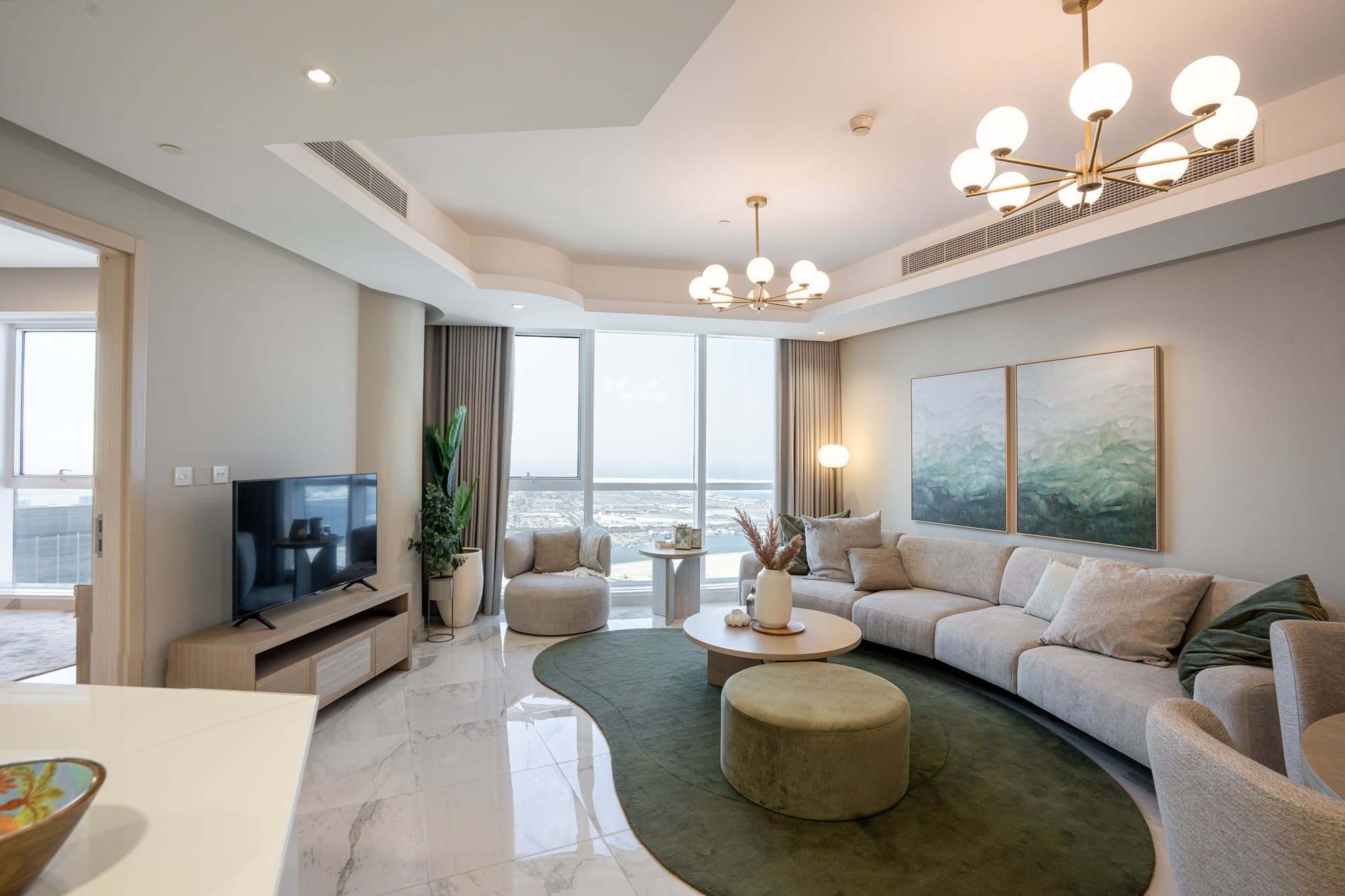 Luxurious Furnished Apt | High Floor | 0 Commi, 3