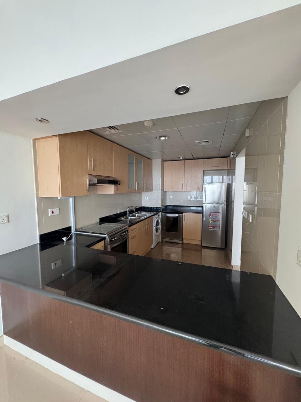 Stunning View | Spacious Unit | Vacant, 17